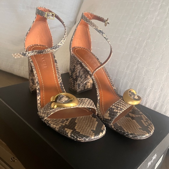 Coach Maya Sandal - Slightly Used - Picture 5 of 6